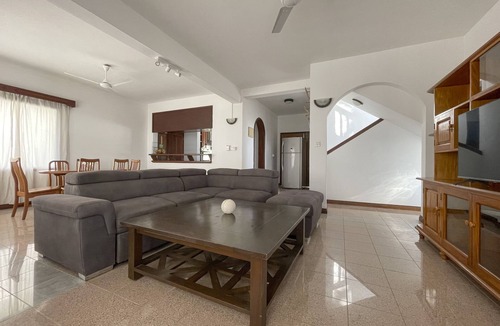Mare Anglaise Villa | Beach View Villa - Beauvallon Villas