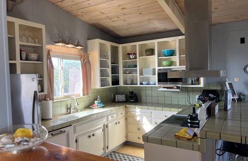Aptos House | Beachgate on the Bluff