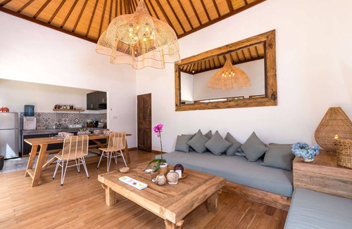 Dyanapura Villa | Beautiful 5 Star Holiday Villa in a Prime Location in Seminyak, Villa Bali 2046