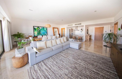 Playa Mujeres Apartment | Beautiful penthouse by the beach