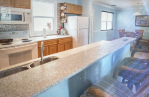 Wheeland Settlement Condo | Beautiful upgraded 1 bdrm & sofa bed stunning views , pool hot tub , 2nd floor,