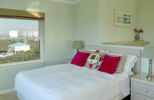 Conch Bar Villa | Beautiful villa with breathtaking panoramic views, 300 yds from stunning beach.