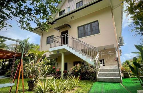 Mahe Island Apartment | Belle Montagne Holiday Apartments