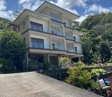 Zig Zag Ward Apartment | Belle Vue Lodge