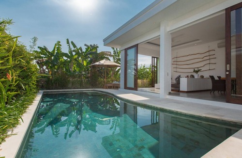 Drupadi Villa | Best Rate 2BR Villa Seminyak for #couple & #family at Seminyak