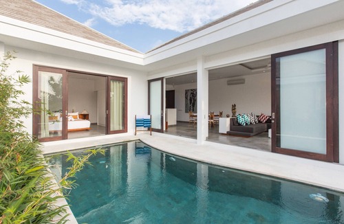 Drupadi Villa | Best Rate 2BR Villa Seminyak for #couple & #family at Seminyak