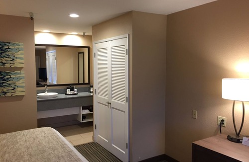 Scotts Valley Hotel | Best Western Plus Inn Scotts Valley