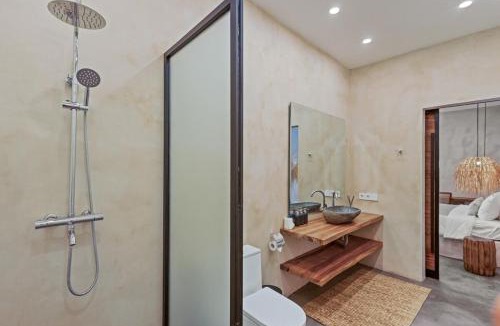 Taman Griya Villa | Brand New 4BR Villa with Pool, Sauna & Fire pit close to Nusa Dua and Uluwatu