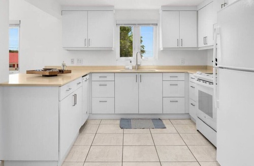 Venetian Road Settlement Apartment | Brand New 2 Bedroom - Centrally Located