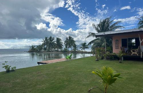 Teahupoo House | Bungalow bord de mer, indépendant, chez Josi
