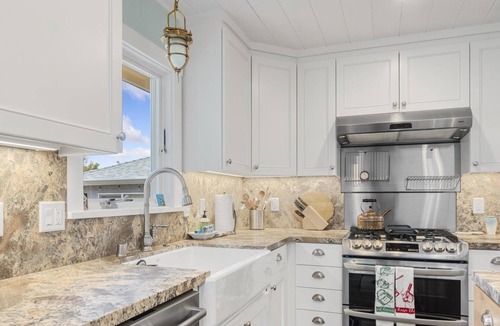 Eastside Santa Cruz House | Butterfly Beach House