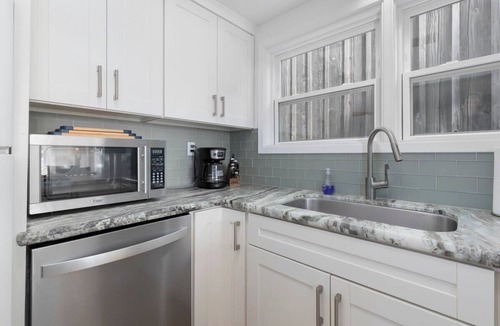 Capitola House | Capitola Dreamin' with an oceanview