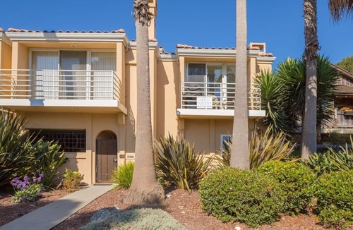 Capitola House | Capitola Dreamin' with an oceanview