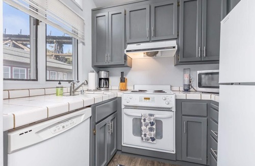 Capitola House | Capitola Hideaway - Cozy two-story Condo