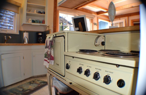 Capitola House | Capitola Village Beach Cottage Living!
