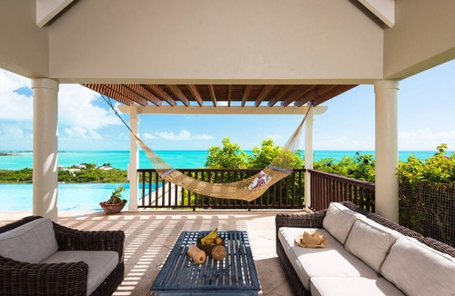 Venetian Road Settlement Villa | Captivating and breathtaking villa with 360 degree view overlooking the ocean