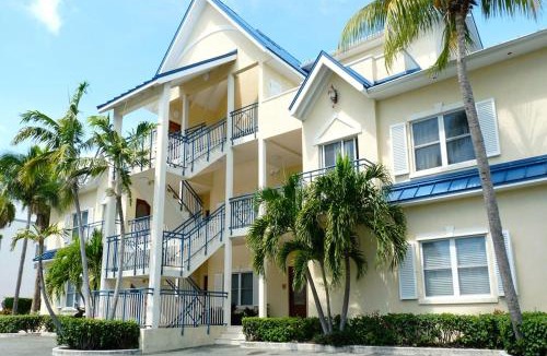 Grace Bay House | Carpe Diem 3 BR Condo