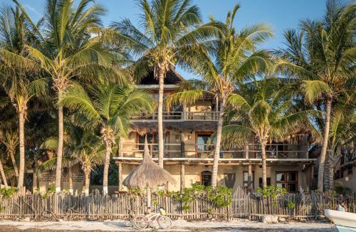 Isla Holbox Hotel | CASA CAT BA Beachfront Boutique Hotel