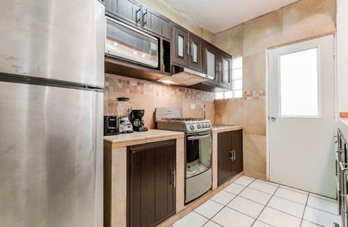 S.M. 57 House | Casa Huayacan | entera y privada de un piso | sin escaleras | Terraza patio
