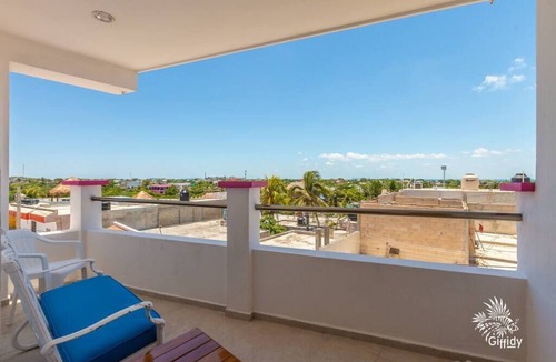Colonia Meteorologico Condo | Casa Perla Suite 3 : Oceanfront Studio with Rooftop Dipping Pool
