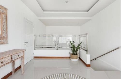 Central Seminyak Villa | Central Seminyak Private 3 Bedroom Villa Roshi