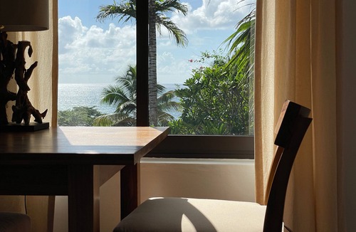 Mahe Island Apartment | Chalets Bougainville nUpper floor Apartment with Ocean View