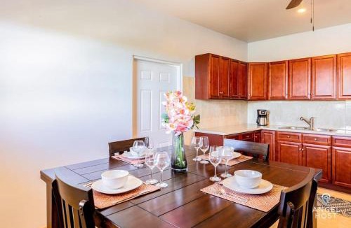 Ocean Point House | Charming Guest House near Chalk Sound and the Beach