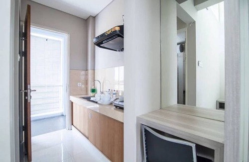 Imam Bonjol Apartment | Charming studio in Central Point D