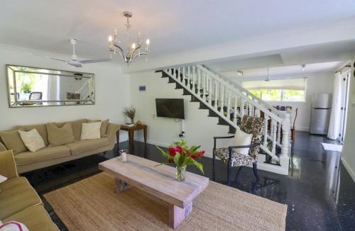 Beau Vallon Villa | Chateau Elysium - Two bedroom villa 1
