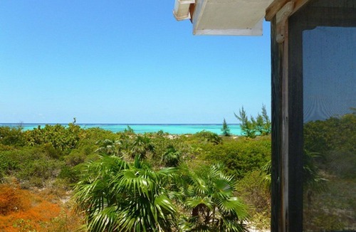 Whitby Cottage | Chill Out, Relax And Reconnect In A Sweet Cottage By The Beach