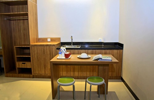 Teuku Umar Hotel | Choice Stay
