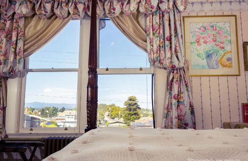 Beach Hill - Beach Flats Bed & Breakfast | Cliff Crest Bed & Breakfast