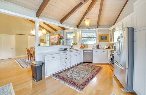 Aptos House | Close to Beaches & Hiking: Beautiful Aptos Abode