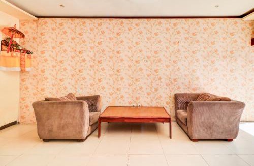 Kesiman Hotel | Collection O Putri Inn Homestay