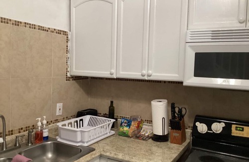 Cockburn Town Condo | Colwins #3 Family/Group w/Movie Room Sleeps 6