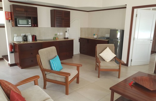 Praslin Island House | Cote d'Or Footprints