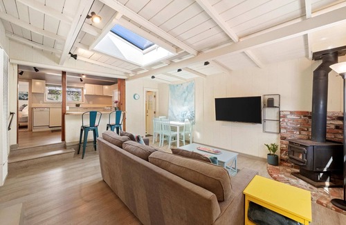 Opal Cliffs House | Cottage at the Point - For 4!