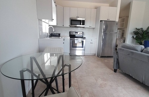 Long Bay Hills House | Cozy 1-bedroom apartment; AC and WiFi in lovely Long Bay Hills - Near the Beach