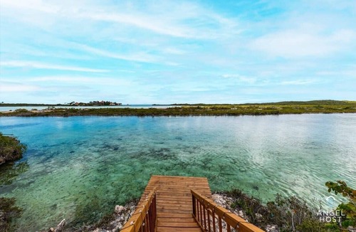 Ocean Point Apartment | Cozy Beachside Retreat by Chalk Sound Lagoon