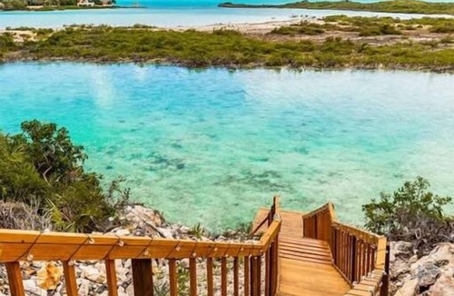 Ocean Point Apartment | Cozy Beachside Retreat by Chalk Sound Lagoon