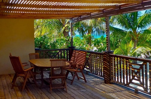 Whitby House | DATAI.YOUR "HOME" IN WHITBY, NORTH CAICOS