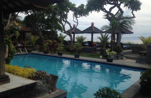 Candi Dasa Resort | Dewa Bharata Bungalows Candidasa