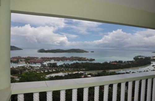 Zig Zag Ward House | Eden Panoramic