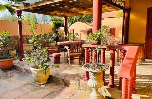 Zig Zag Ward Apartment | Effie Mountain View Gecko Villa