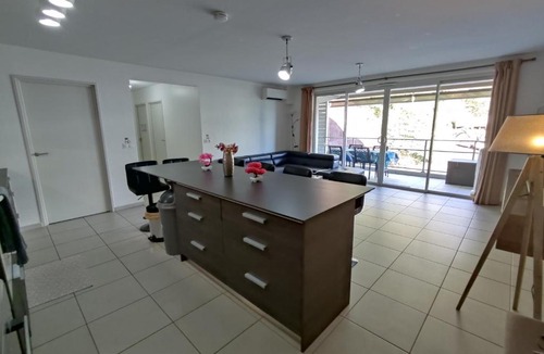 Faaa Apartment | Elégant F3 à la Villa Stencer, Papeete, calme climatisé et spacieux