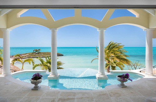 Juba Sound House | Emara, Prince's former Estate w/Private Beach