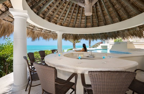 Juba Sound House | Emara West: Luxury Retreat with your own Private Beach