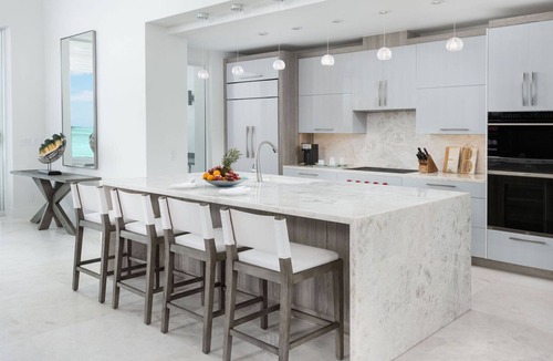 Juba Sound Villa | Emerald Bay - Sleek, Chic Island Living with Unmissable Ocean Vistas