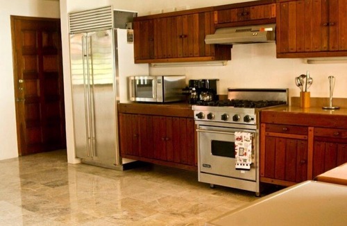 Isla Mujeres House | Enjoy your own private beach in this Amazing Luxury Beachfront property!