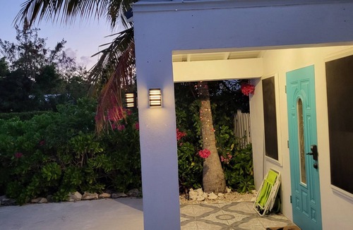 Leeward Settlement House | Entire Villa for Rent, Leeward/Grace Bay, Short Walk to Sunset Beach